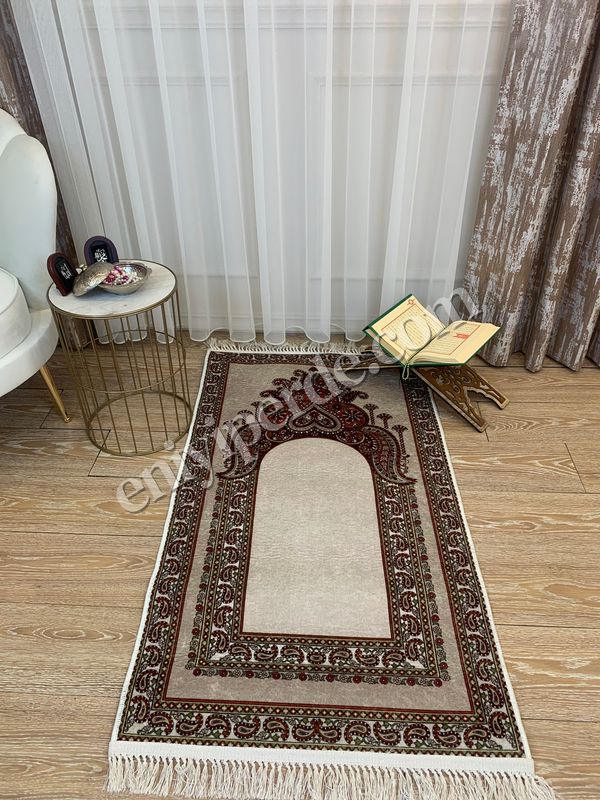 Seccade (Lateks Taban) (75X125) Ebat Seccade (Lateks Taban) (75X125) Ebat