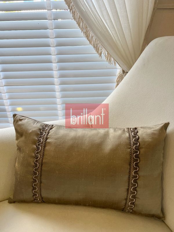(yesil) %100 İthal İpek (Silk) Kırlent Yastık Kılıfı Kordonlu (30X50) - 1
